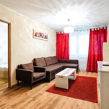 ホステル シネマ *