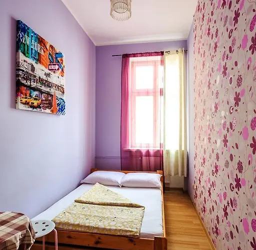 Хостел Cinema *